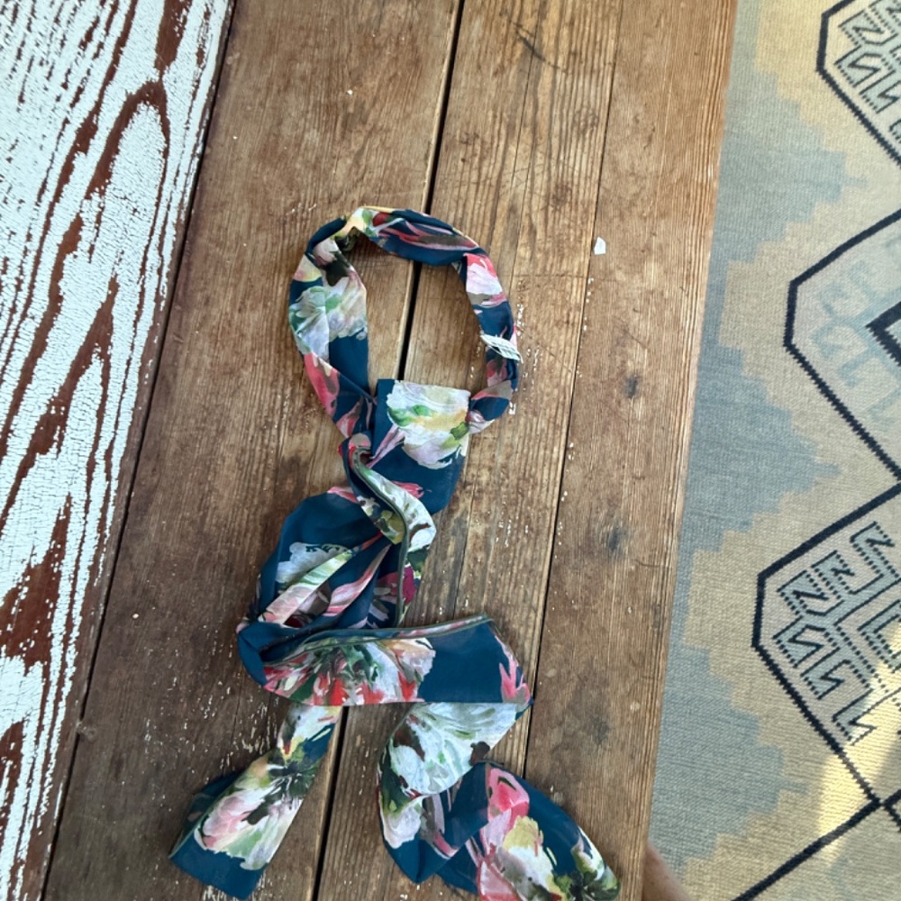 Anthropologie Bridgette Scarf Headband-navy floral - Picture 2 of 8